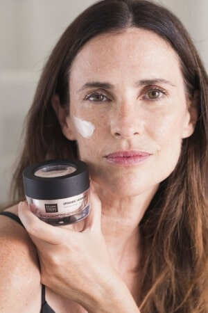 Intensive facial moisturising routine 