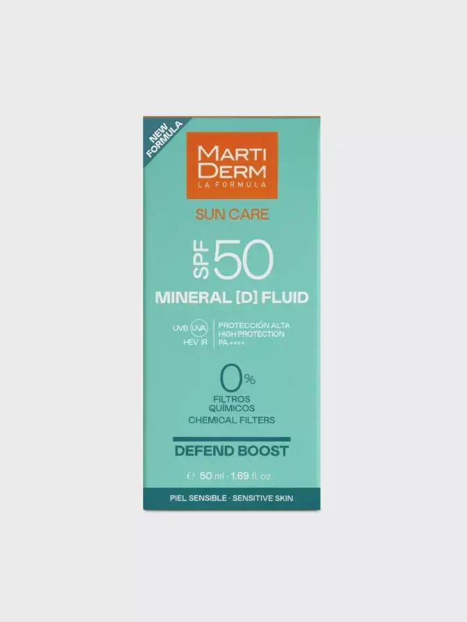 Caja del protector solar SPF 50 Mineral [D] Fluid de MartiDerm